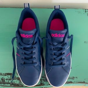 ADIDAS Unisex Sneakers